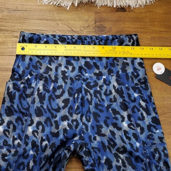 Bally Total Fitness High Rise Mid-Calf Leggings NWT - Picture 7 of 8